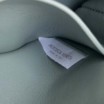 2025年7月9日入荷新作#Bottega VenetaConcert  ouch  794258    lntrecciato   18.5*11.5*8.5   極品/正規品同様/人気/革/バッグ/AJ工場