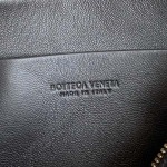 2025年7月9日入荷新作#Bottega VenetaConcert  ouch  794258    lntrecciato   18.5*11.5*8.5   極品/正規品同様/人気/革/バッグ/AJ工場