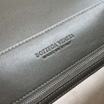 2025年7月9日入荷新作#Bottega VenetaSmall Andiamo 815781  AvenueKnot  29x20x13  極品/正規品同様/人気/革/バッグ/AJ工場