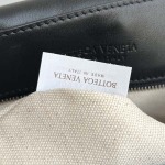 2025年7月9日入荷新作##Bottega VenetaAndiamo   807715 lntrecciato Knot  37x26x13     極品/正規品同様/人気/革/バッグ/AJ工場