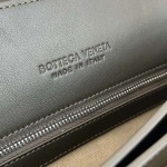 2025年7月9日入荷新作##Bottega VenetaAndiamo   805969 lntrecciato Knot  43x32x20     極品/正規品同様/人気/革/バッグ/AJ工場