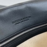 2025年7月9日入荷新作##Bottega VenetaAndiamo   805969 lntrecciato Knot  43x32x20      極品/正規品同様/人気/革/バッグ/AJ工場