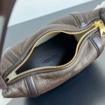 2025年7月9日入荷新作#Bottega Veneta   20x13x9.5特価/人気/革/バッグ/AJ工場