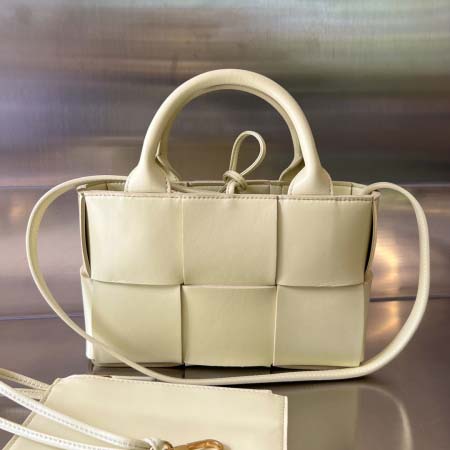 2025年7月9日入荷新作#Bottega Veneta  ...