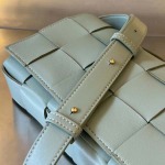 2025年7月9日入荷新作#Bottega Veneta   23x15x6特価/人気/革/バッグ/AJ工場