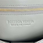 2025年7月9日入荷新作#Bottega Veneta   23x15x6特価/人気/革/バッグ/AJ工場