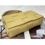 2025年7月9日入荷新作#Bottega Veneta   23x15x6特価/人気/革/バッグ/AJ工場