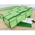 2025年7月9日入荷新作#Bottega Veneta  23x15x6 特価/人気/革/バッグ/AJ工場