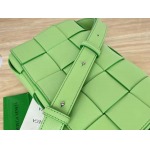 2025年7月9日入荷新作#Bottega Veneta  23x15x6 特価/人気/革/バッグ/AJ工場