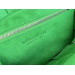 2025年7月9日入荷新作#Bottega Veneta   23x15x6特価/人気/革/バッグ/AJ工場