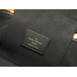 2025年7月10日入荷新作M47125Vanity Chain Pouch Monogram LV 19 x11.5x6.5極品/正規品同様/人気/革/バッグルイヴィトン/CX工場