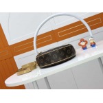 2025年7月10日入荷新作M81098 Nicolas Ghesquire  Croissant  2022  Loop   23 x 13 x 6極品/正規品同様/人気/革/バッグルイヴィトン/CX工場