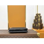 2025年7月10日入荷新作M83301 Liv pochetteMonogram Empreinte  24.5 x 13.5 x 6.5極品/正規品同様/人気/革/バッグルイヴィトン/CX工場