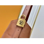 2025年7月10日入荷新作M24974 LOW KEY HOBO  Low Key Hobo Monogram  31 x 35x18極品/正規品同様/人気/革/バッグルイヴィトン/CX工場