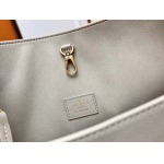 2025年7月10日入荷新作M25022 LOW KEY HOBO  Low Key Hobo Monogram  31 x 35x18極品/正規品同様/人気/革/バッグルイヴィトン/CX工場