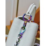 2025年7月10日入荷新作M22606 CAPUCINES   Capucines B andLV Taurillon  21x14x8極品/正規品同様/人気/革/バッグルイヴィトン/CX工場