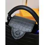 2025年7月10日入荷新作M23957    Capucines  Monogram     21x14x8 x  x極品/正規品同様/人気/革/バッグルイヴィトン/CX工場