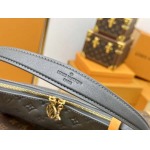 2025年7月10日入荷新作M12174  Pochette Svres  LV    Monogram Empreinte  LV  Monogram  25x13x5極品/正規品同様/人気/革/バッグルイヴィトン/CX工場