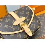 2025年7月10日入荷新作M46740   MonogramSaumur BB:size20x15x7.5cm極品/正規品同様/人気/革/バッグルイヴィトン/CX工場