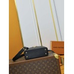 2025年7月10日入荷新作CAPUCINES EAST WEST  M24671  Capucines East WestLV   22 x 12 x8極品/正規品同様/人気/革/バッグルイヴィトン/CX工場