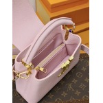 2025年7月10日入荷新作CAPUCINES EAST WEST  M24671  Capucines East WestLV   22 x 12 x8極品/正規品同様/人気/革/バッグルイヴィトン/CX工場