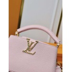 2025年7月10日入荷新作CAPUCINES EAST WEST  M24671  Capucines East WestLV   22 x 12 x8極品/正規品同様/人気/革/バッグルイヴィトン/CX工場