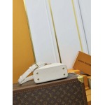 2025年7月10日入荷新作M24683 CAPUCINES    Capucines Taurillon 21 x 14x8極品/正規品同様/人気/革/バッグルイヴィトン/CX工場