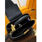 2025年7月10日入荷新作CAPUCINES BB  M24698 CapucinesBBTaurillon 3D LV  Monogram      26.5x17.5x9極品/正規品同様/人気/革/バッグルイヴィトン/CX工場