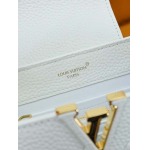 2025年7月10日入荷新作CAPUCINES  M24729  CapucinesTaurillon LV  21 x 13.6x8極品/正規品同様/人気/革/バッグルイヴィトン/CX工場