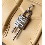 2025年7月10日入荷新作GAntignoa  19901150  22x20x13極品/正規品同様/人気/革/バッグジバンシー/CX工場