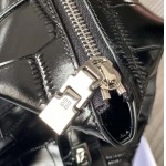 2025年7月10日入荷新作GANTIGONA LOCK SOFT 4G LOGO   size44*34*7極品/正規品同様/人気/革/バッグジバンシー/CX工場