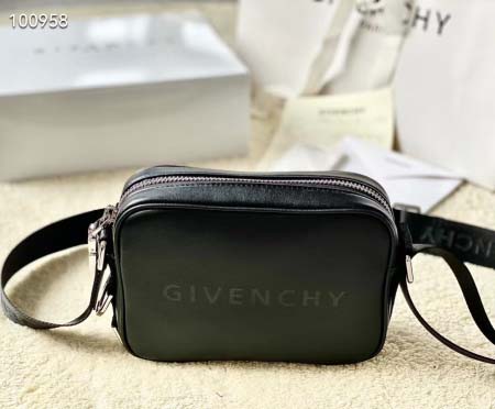2025年7月10日入荷新作GIVENCHY 16x11x8...