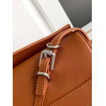 2025年7月10日入荷新作Givenc*y Voyou  voyou roller  25*10*13  19052極品/正規品同様/人気/革/バッグジバンシー/CX工場