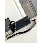 2025年7月10日入荷新作Givenc*y Voyou  voyou roller  25*10*13  19052極品/正規品同様/人気/革/バッグジバンシー/CX工場