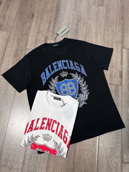 2025年7月10日入荷新作BALENCIAGA半袖Tシャツ...