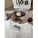 2025年7月10日入荷新作Prada半袖Tシャツ 高级品超厳選★入手困難/誕生日プレゼント/SUS工場XS-L