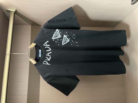 2025年7月10日入荷新作Prada半袖Tシャツ 高级品超...