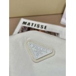 2025年7月10日入荷新作Prada半袖Tシャツ 高级品超厳選★入手困難/誕生日プレゼント/SUS工場XS-L