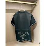 2025年7月10日入荷新作Prada半袖Tシャツ 高级品超厳選★入手困難/誕生日プレゼント/SUS工場XS-L