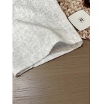 2025年7月10日入荷新作Prada半袖Tシャツ 高级品超厳選★入手困難/誕生日プレゼント/SUS工場XS-L