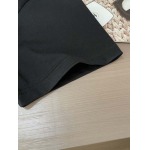 2025年7月10日入荷新作Prada半袖Tシャツ 高级品超厳選★入手困難/誕生日プレゼント/SUS工場XS-L