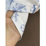 2025年7月10日入荷新作LOUIS VUITTON半袖Tシャツ 高级品超厳選★入手困難/誕生日プレゼント/SUS工場S-XL