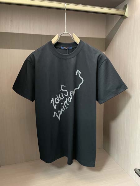 2025年7月10日入荷新作LOUIS VUITTON半袖Tシャツ 高级品超厳選★入手困難/誕生日プレゼント/SUS工場XS-L