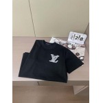 2025年7月10日入荷新作LOUIS VUITTON半袖Tシャツ 高级品超厳選★入手困難/誕生日プレゼント/SUS工場XS-L