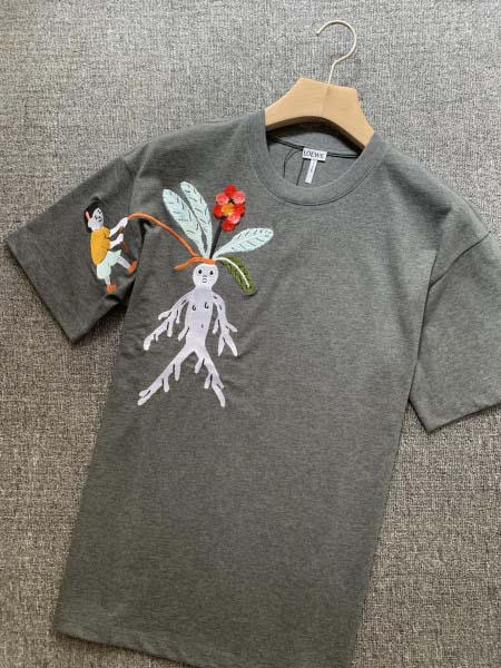 2025年7月16日入荷新作Loewe半袖Tシャツ 高级品/ビジネス/入手困難/誕生日プレゼント/COLO工場S-XXL