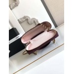 2025年7月17日入荷新作シャネル バッグ最高級品AP4483 logo  Size:：19.5x17x5cm恋人プレゼント/誕生日/母の日/母のひプレゼント/お祝い女性結婚祝い/KK工場