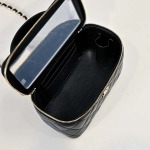 2025年7月17日入荷新作シャネル バッグ最高級品Chane1 24C   4172 Size::17cm恋人プレゼント/誕生日/母の日/母のひプレゼント/お祝い女性結婚祝い/KK工場