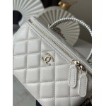 2025年7月17日入荷新作シャネル バッグ最高級品Chanel ：66060 白色 Size:9.5*17*7.8c恋人プレゼント/誕生日/母の日/母のひプレゼント/お祝い女性結婚祝い/KK工場