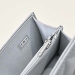 2025年7月17日入荷新作シャネル バッグ最高級品AP4498 Size：18.5*11*6cm恋人プレゼント/誕生日/母の日/母のひプレゼント/お祝い女性結婚祝い/KK工場