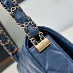 2025年7月17日入荷新作シャネル バッグ最高級品Chanel AS4423 Size：13.5*20.5*5cm恋人プレゼント/誕生日/母の日/母のひプレゼント/お祝い女性結婚祝い/KK工場